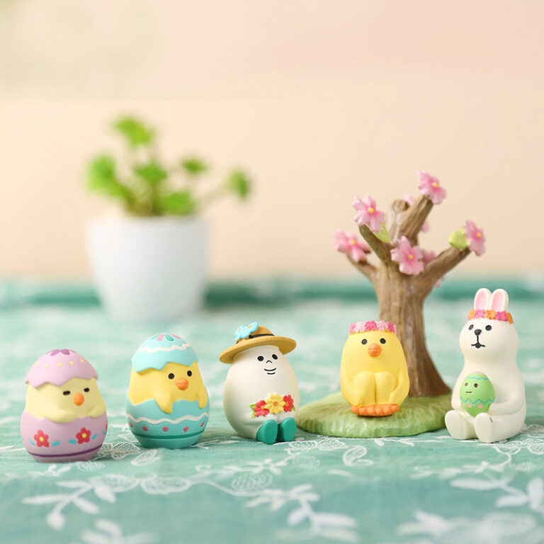 Easter eggs and small animal ornaments